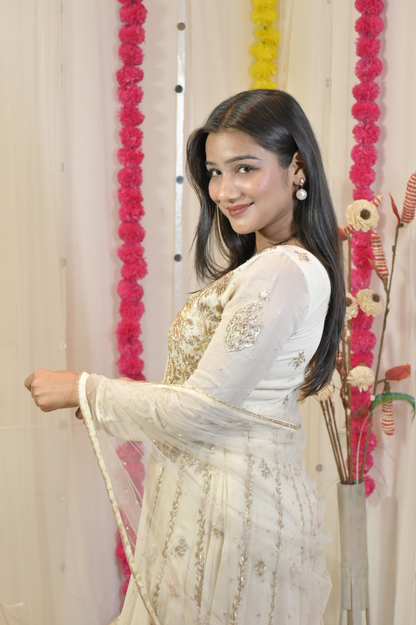 Rakhi Edit ’25 – Festive Outfit Collection | Rivaaz by Sakshi