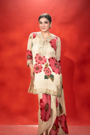 Raveena Tandon in Ivory Floral Kalamkari Petal Skirt Set – Rivaaz by Sakshi