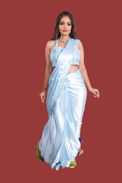 Elegant Pastel Blue Saree Set with Embellished Pallu