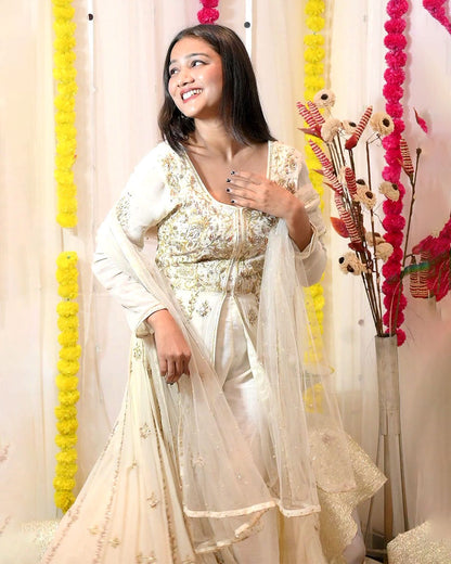 Rakhi Edit ’25 – Festive Outfit Collection | Rivaaz by Sakshi